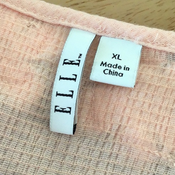 ELLE SPRING PINK top w/floral lace collar and front side tie details, XL. - Picture 7 of 8